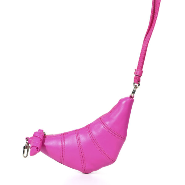 Portable small genuine leather horn bag